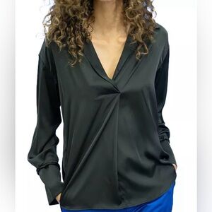 Adrienne Landau Onyx | Jet Black NWT Long Sleeve V-Neck Roll Tab Satin Blouse XL
